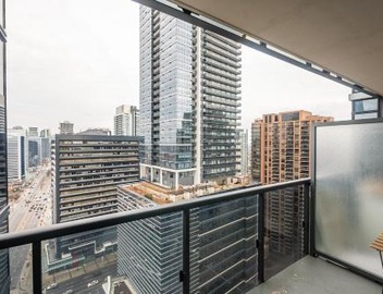 Elegance In Peonies 1 Bedroom Condo 23 Floor Free parking in Downtown Toronto 2