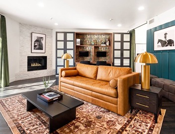 Elegant 3BR Retreat | Walk to Old Town Bars | Free Parking 5