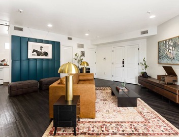 Elegant 3BR Retreat | Walk to Old Town Bars | Free Parking 4