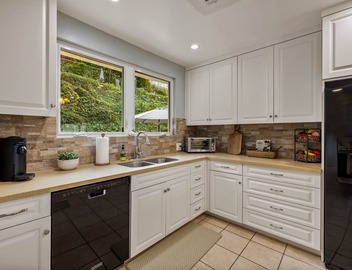 Elegant Home w/Panoramic City Views & Outdoor Oasis near Sony, Apple, Google 5