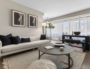 Elevated Minimalist Escape, Free Parking & Metro 5