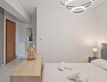 Ella Suite Piraeus Stylish St, Balcony & Sea View 5