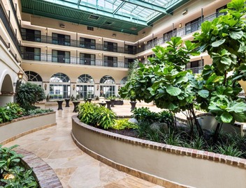 Embassy Suites by Hilton Los Angeles International Airport South 5