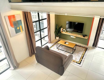Empire City PJ Colonial Suites by Manhattan Group 5
