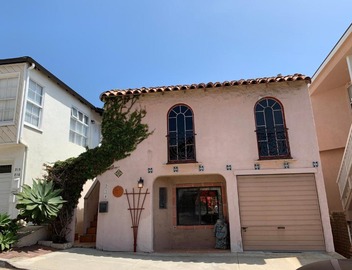 Enchanting Spanish Duplex - 1 block to beach 2