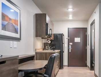 Enjoy Full Kitchen & Cozy Space in Huntersville! | Free Parking, BBQ Facilities! 2