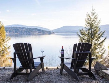 Enjoy Paradise on Lake Sammamish 2