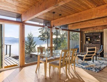 Enjoy Paradise on Lake Sammamish 5