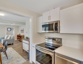 Entire House- Conveniently Located with Ample Parking 2