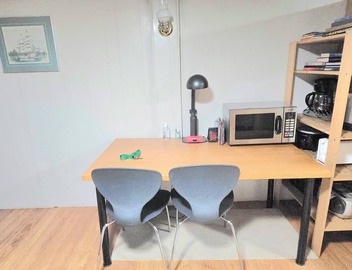 Entire ; Private Suite Bsmt & Parking 3