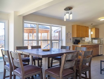 Escape to Tranquility at Whispering Woods Cottage 4