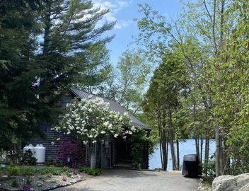Every window has a spectacular lake view Low fees 5