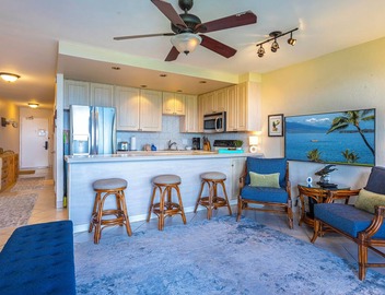 Exceptional Ground Level Retreat: Kihei Surfside #102 – Stunning Pacific Views! 4