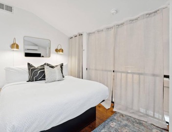 Exclusive Open Loft in Downtown Charleston 3