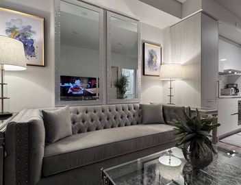 Executive 1 Bedroom Vaughan Metropolitan Condo 4