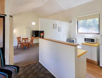 Executive Hideaway 5