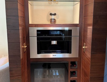 Executive Luxury Ritz Level Spa Oasis IncludesEQS Mercedes or Tesla Private 3