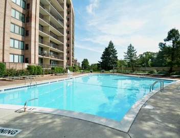 Executive Residence at National Landing, Metro, Pool, Sauna, Gym, Airport 4