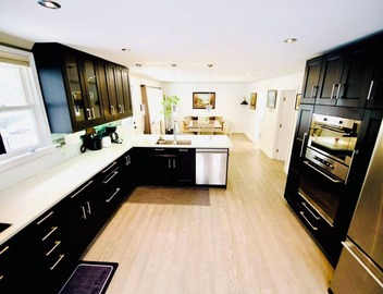 Executive Retreat/Forest Trails/Golfing/Skating 4
