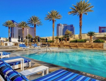 Executive-style stay at Trump International in Las Vegas 5