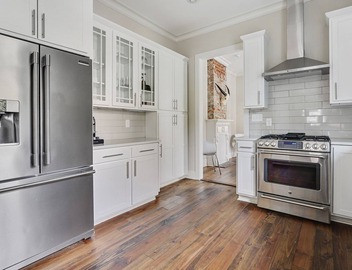 Explore Magazine Street from a Chic, Tranquil Home 3