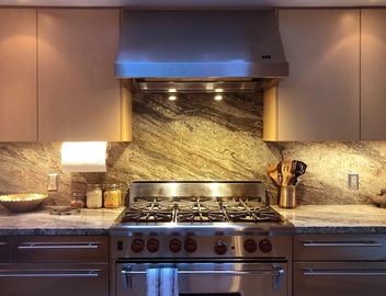 Exquisite Midcentury Retreat 4