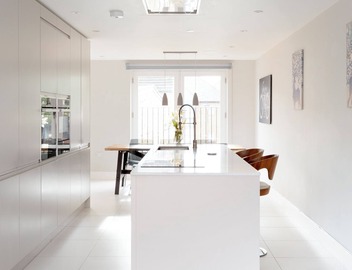 Fabulous Central Windsor Town House 3