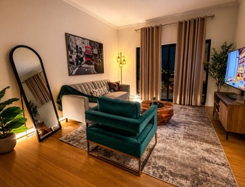 Fantastic 2-bedroom condo with free parking 4