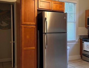 Festive 2 Bedroom Uptown New Orleans 2