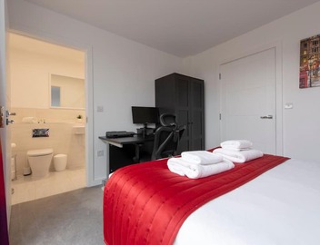 Finsbury Park Penthouse: Luxe City Living 5