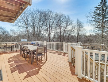 Fire Pit + Game Room: Spacious Poconos Retreat! 4