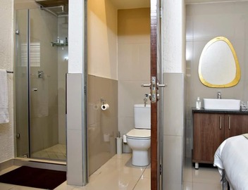 Five O'clock Zen Boutique Guest House 4