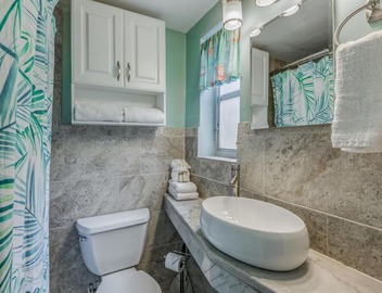 Five Palms Suite 106 - Daily - Weekly - Monthly 4