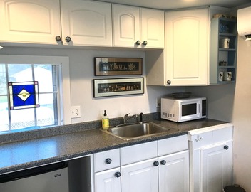 Flexible Cancellation! The Snug Cottage -Snug Harbor - East Matunuck, RI 2