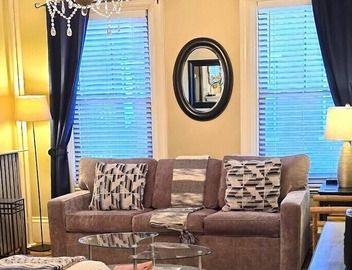 "Fort Hill Inn, Boston" Cozy Studio Suite, Eat in Kitchen, 5 minutes to Center 4