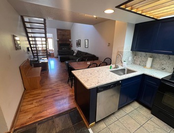 Fox Pine Lodge 3 Bed 3 Bath 2