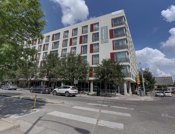 FRONTDESK Pointe on Rio Apts West Campus Austin 3