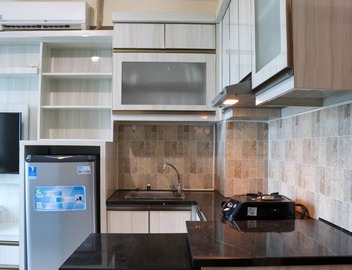 Functional 2Br At Tifolia Apartment 2