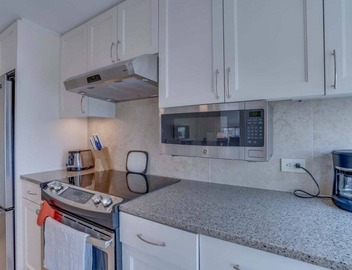 Furnished 2 Bedroom Apartment near National Museum 2 Apts by RedAwning 5