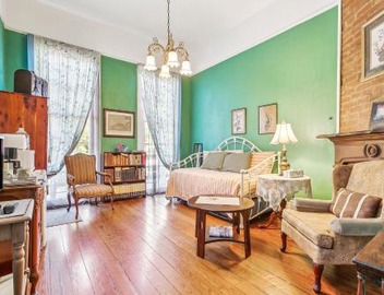 Garden District Bed and Breakfast 5