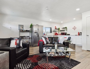 Gay owned fully renovated casita relaxation. Private and clothing optional. 3