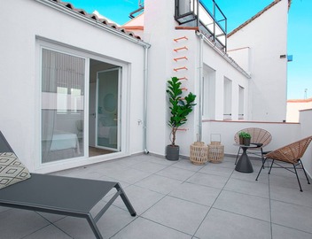 Genteel Home Madrazo Terrace 5