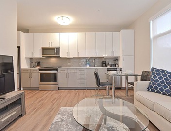 Global Luxury Suites East Boston 2