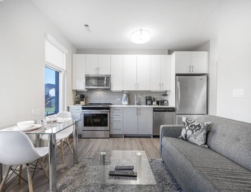 Global Luxury Suites East Boston 3