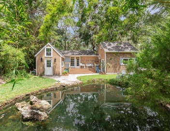 Golden Hour Cottage - Luxury St Simons Island Vacation Rental 2