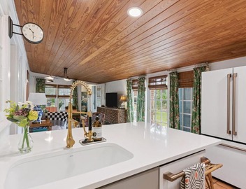 Golden Hour Cottage - Luxury St Simons Island Vacation Rental 5