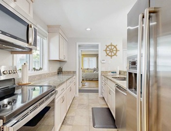 Golf course-front townhouse with private heated pool & poolside patio 3