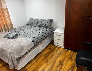 Good priced Accommodation in Hayes 3