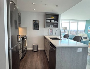 Gorgeous 2 Bdrm Condo with Huge Private Mountain & City View Terrace 4