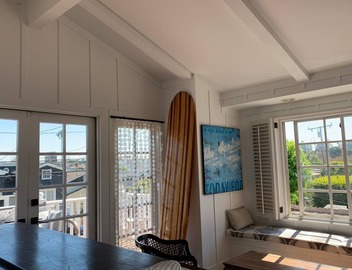 Gorgeous and Spacious 4BR Retreat; Walk to Beach and Restaurants 5